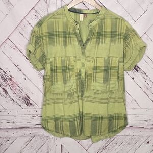 Anthropologie Pilcro Hannah Surf Buttoned Down Top